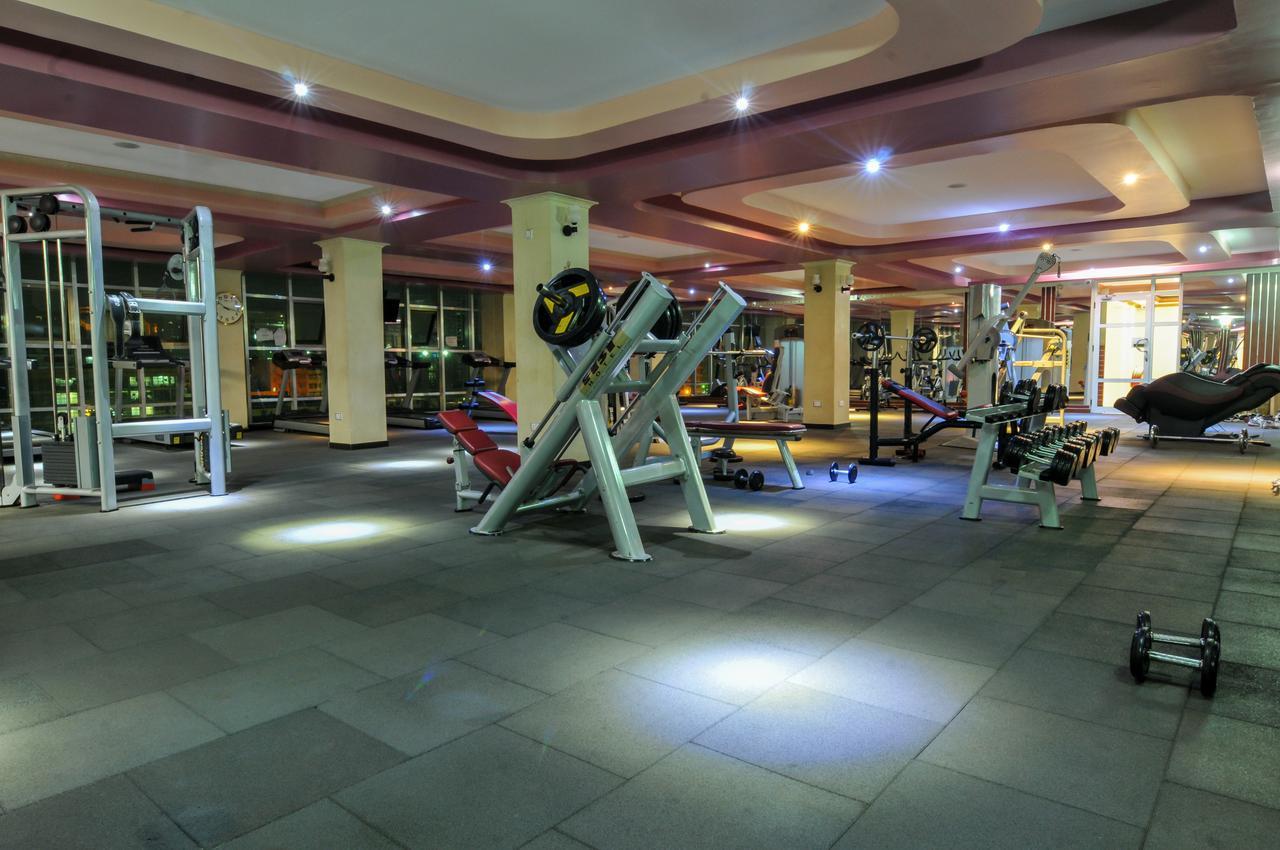 Russell Hotel Kampala Buitenkant foto